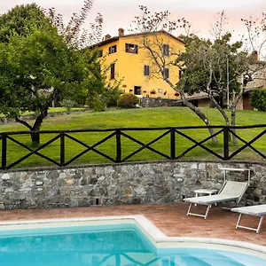  Vakantieboerderij Poggio Agli Ulivi