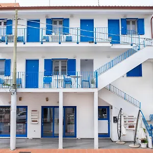 Bed & Blu , La Caletta Italy